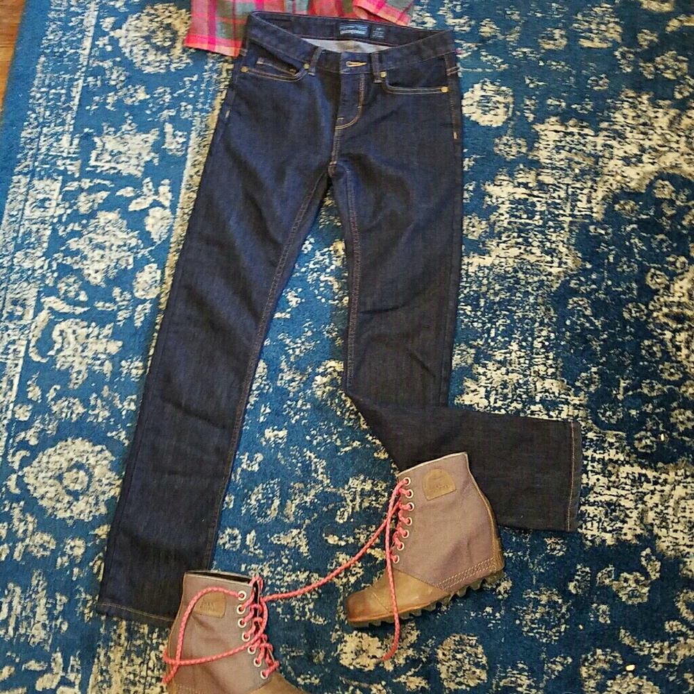 NEW Patagonia organic straight leg jeans